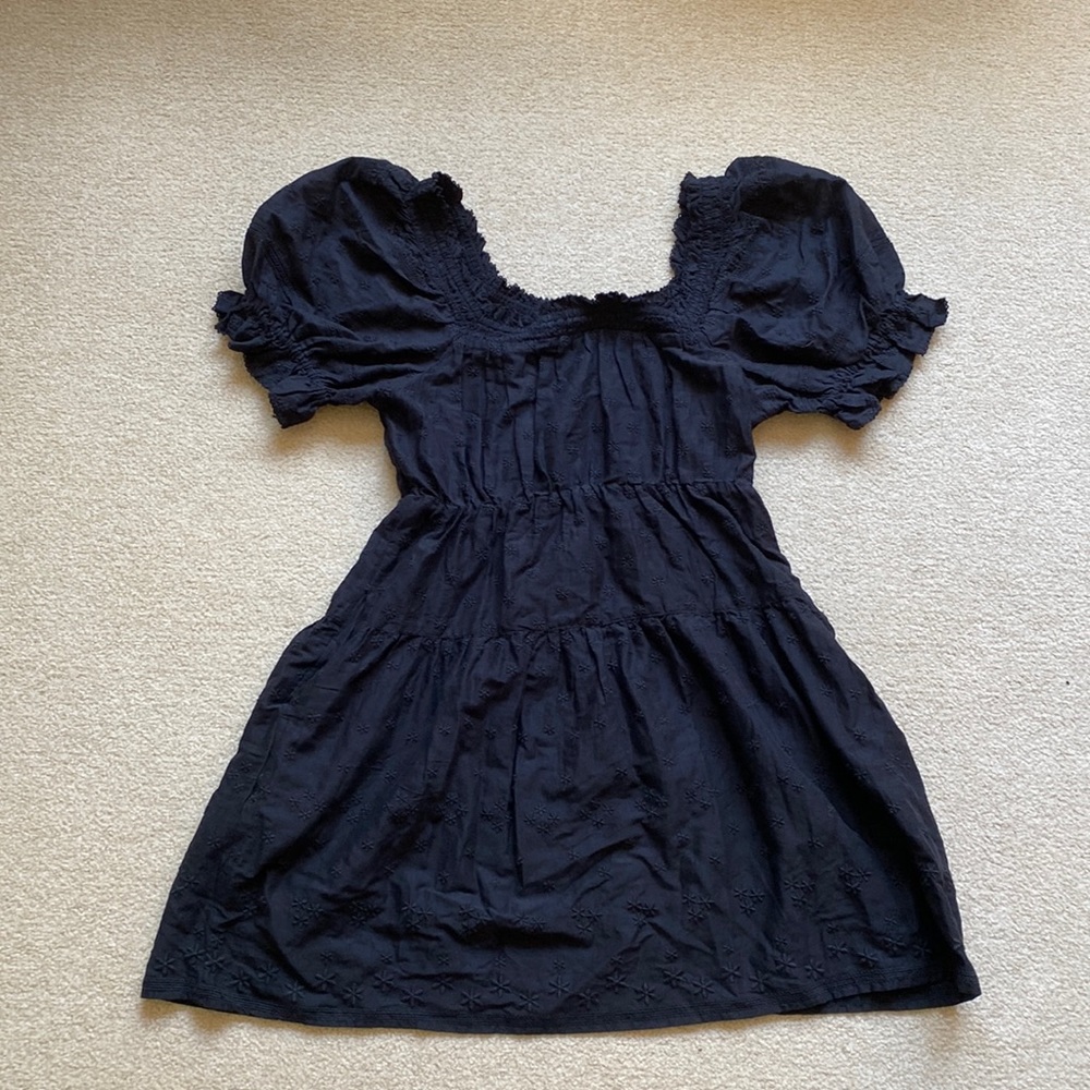 NWT Old Navy Black Puff Sleeve Dress